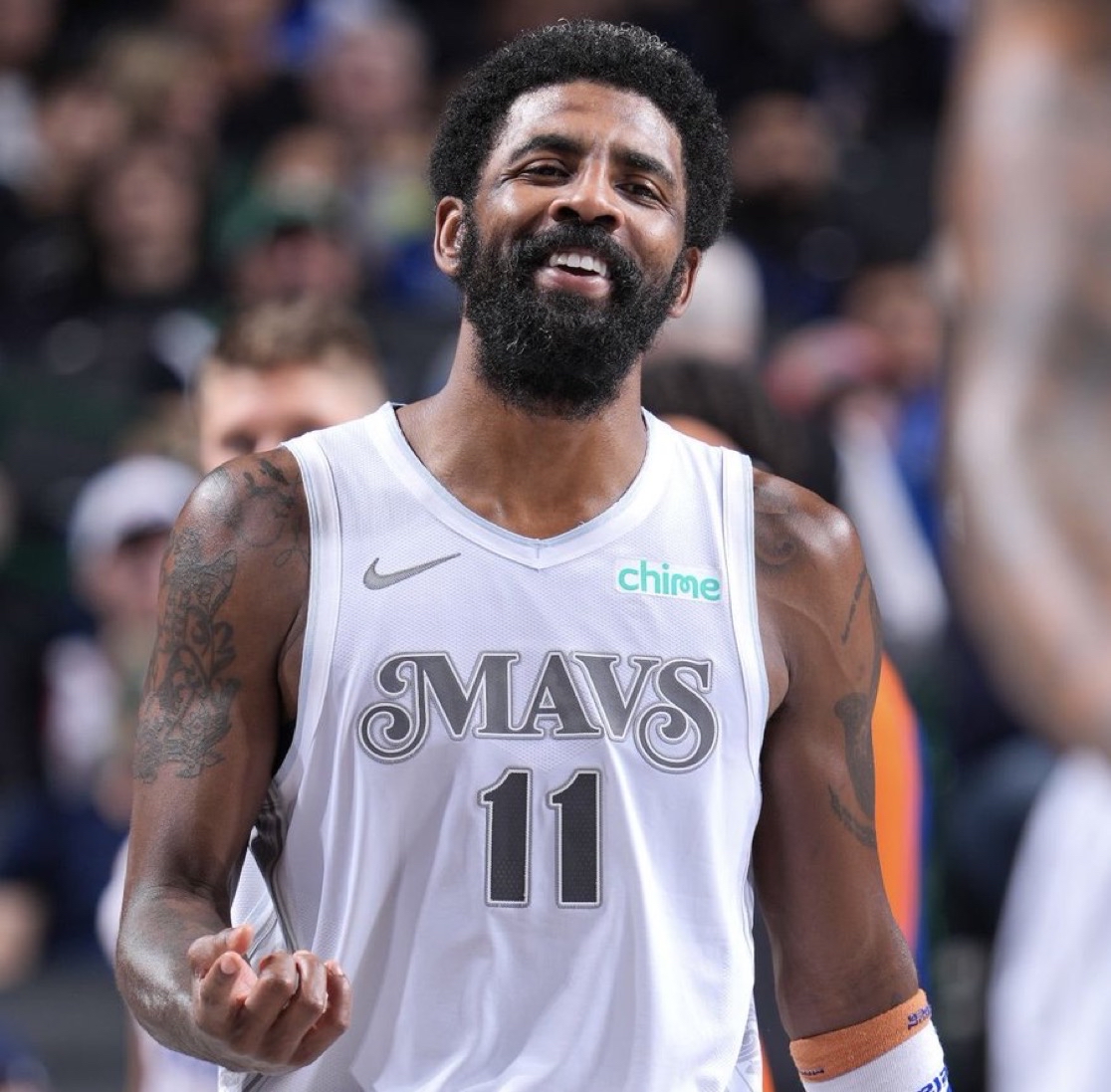 通过流畅的 通过流畅的